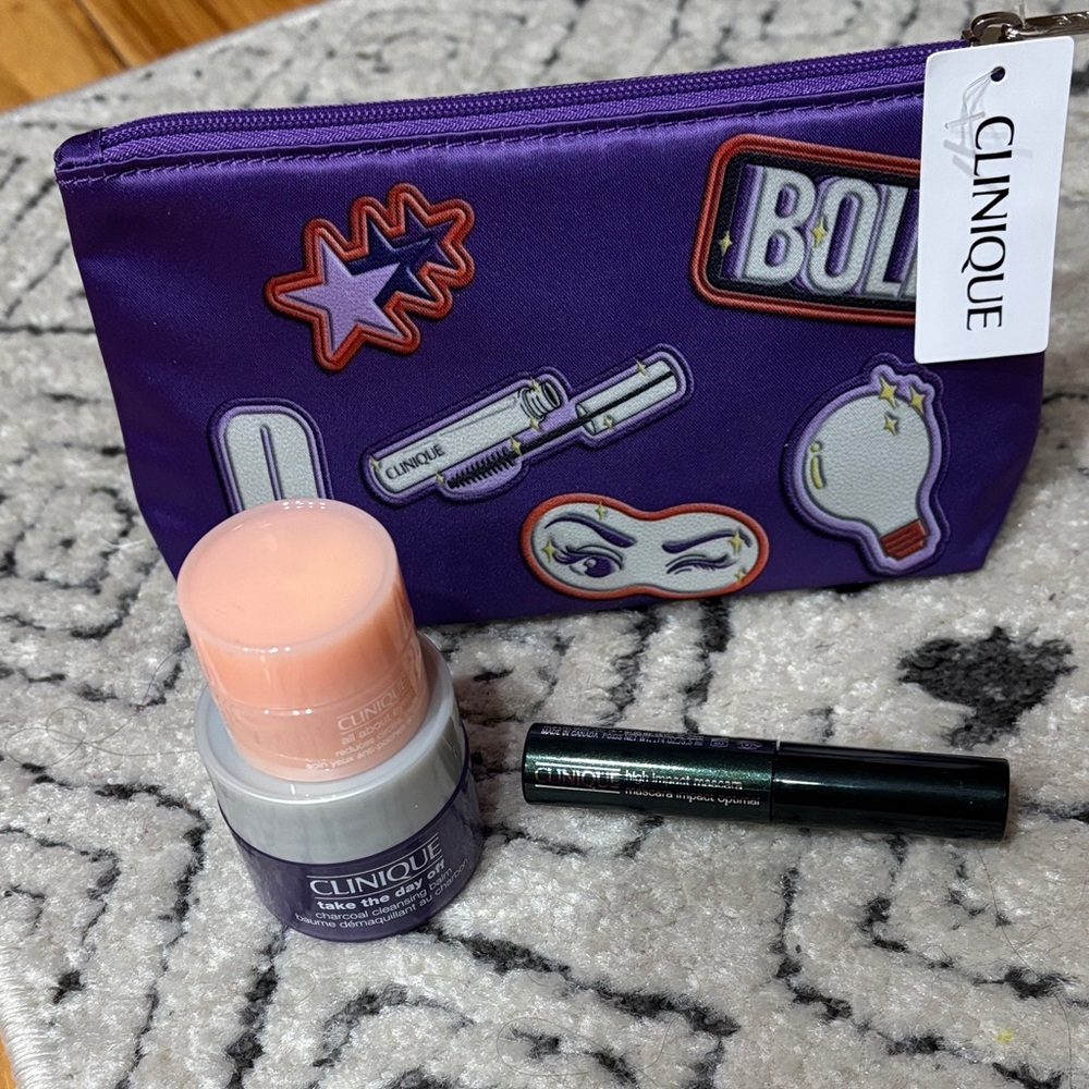 NWT Clinique 4-PC Makeup Set